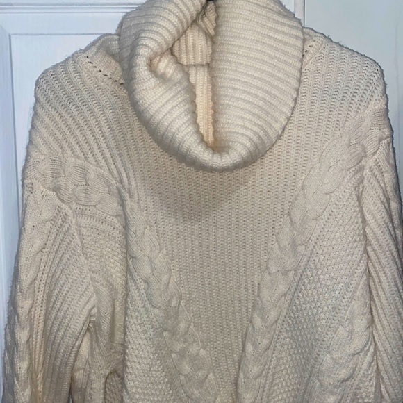 Banana Republic Cream Cable Knit Cowl Neck Sweater - Picture 2 of 6